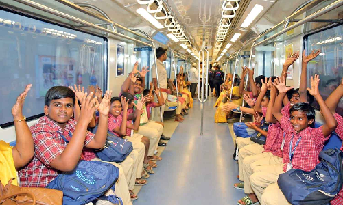 Students from government special schools taken on Metro ride