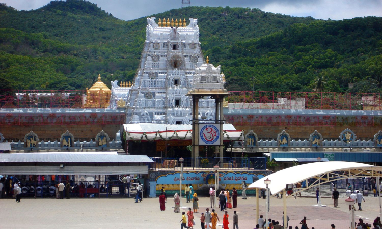 Andhra: US-based devotee donates Rs 9 crore to TTD