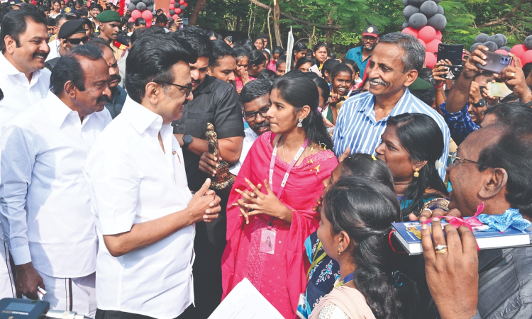 Palaniswami betraying farmers, slams CM Stalin