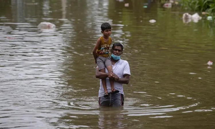 Torrential rains, landslides kill 31 people in Sri Lanka