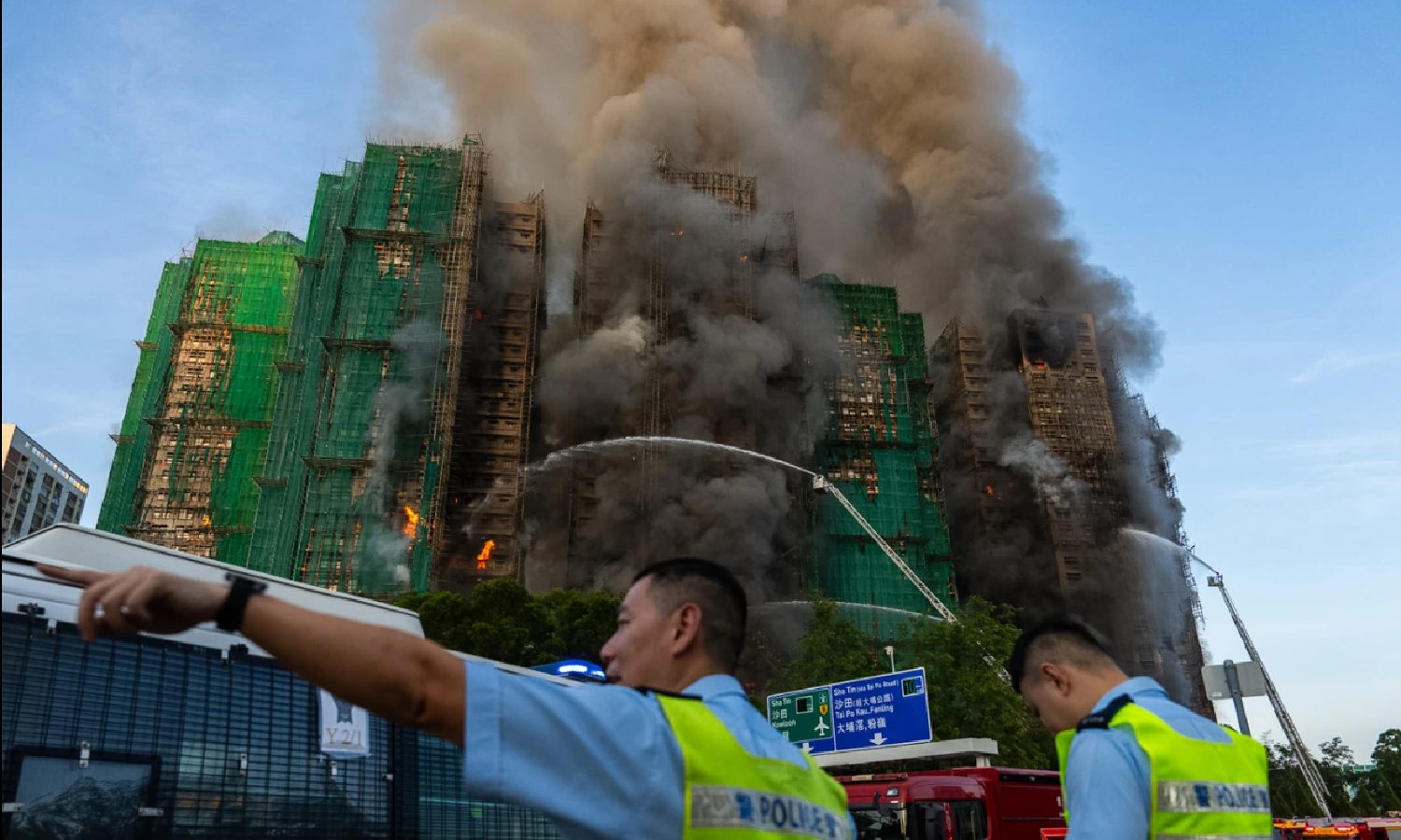 Hong Kong police to conduct full investigation into residential area fire