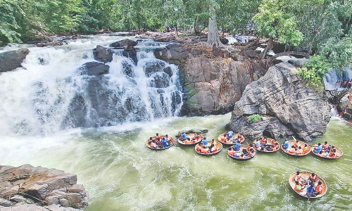 Hi-tech theme park to come at Hogenakkal