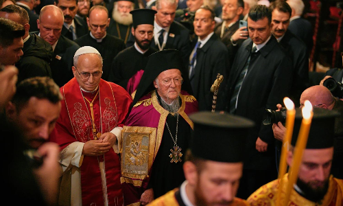 Pope wraps up Turkiye visit, heads to Beirut to try to give Lebanese hope after years of crises