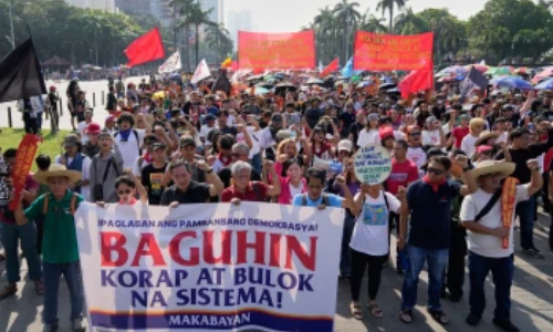 Thousands in Philippines protest corruption, demand return of stolen funds from flood projects Thousands in Philippines protest corruption, demand return of stolen funds from flood projects