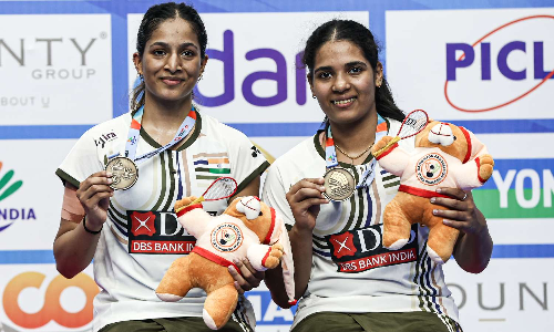 Syed Modi International: Treesa-Gayatri duo retains title, Srikanth loses mens final