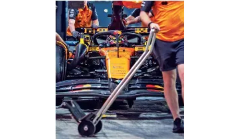 Qatar GP: Norris qualifies third as title rival Piastri takes sprint pole