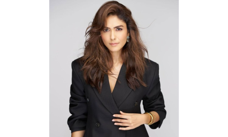 Mrunal Thakur reveals how she reacts to rumours, calls it free PR