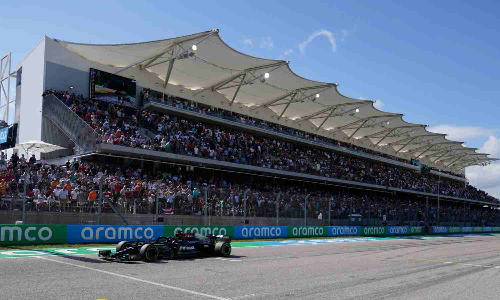 F1s thrilling 3-way title fight echoes a history of dramatic championship deciders