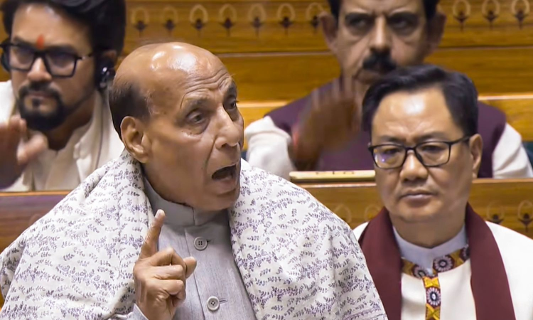 Time for unbiased evaluation of Vande Mataram, it was never anti-Islam: Rajnath