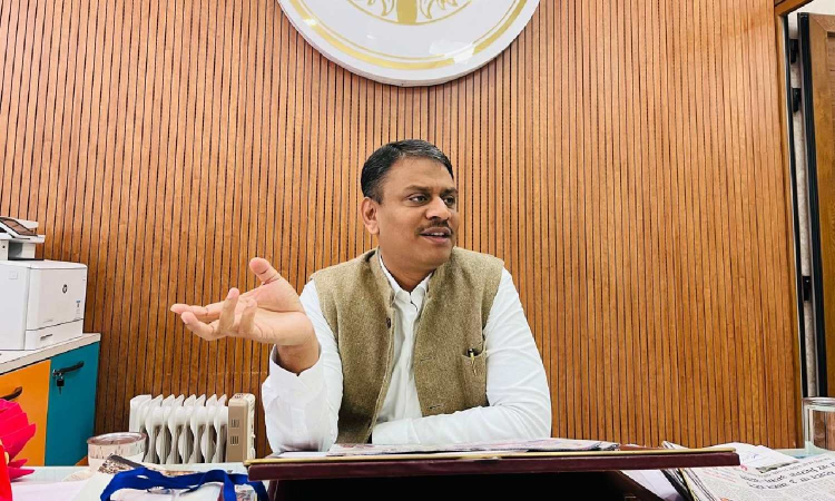 Tamil IAS officer steers India’s spiritual capital’s Rs 60,000 cr transformation Tamil IAS officer steers India’s spiritual capital’s Rs 60,000 cr transformation