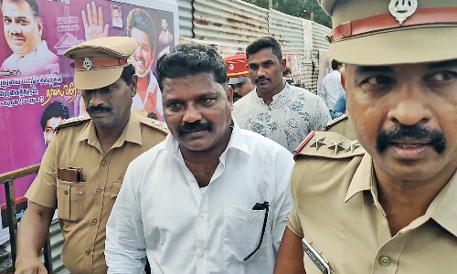 Tree climbings, violations mar TVK’s first public event post Karur; man held with gun Tree climbings, violations mar TVK’s first public event post Karur; man held with gun