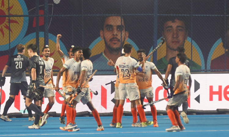India fights back to beat Argentina 4–2 and win bronze India fights back to beat Argentina 4–2 and win bronze