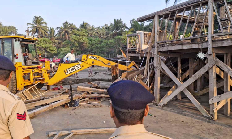 Fireworks banned at nightclubs, hotels, other tourist establishments in North Goa Fireworks banned at nightclubs, hotels, other tourist establishments in North Goa