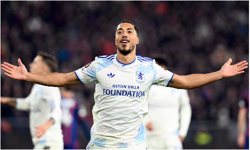 Aston Villa wins 8th straight game with 2-1 victory over Basel in Europa League Aston Villa wins 8th straight game with 2-1 victory over Basel in Europa League