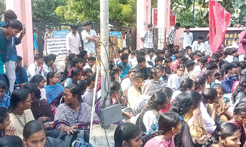 Karur Govt Arts College students stir over inaction on verbal abuse against woman student Karur Govt Arts College students stir over inaction on verbal abuse against woman student