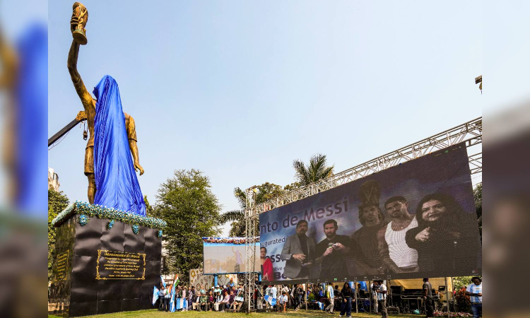 Chaos at Salt Lake stadium over Messi event; Mamata orders probe, apologies to fans Chaos at Salt Lake stadium over Messi event; Mamata orders probe, apologies to fans