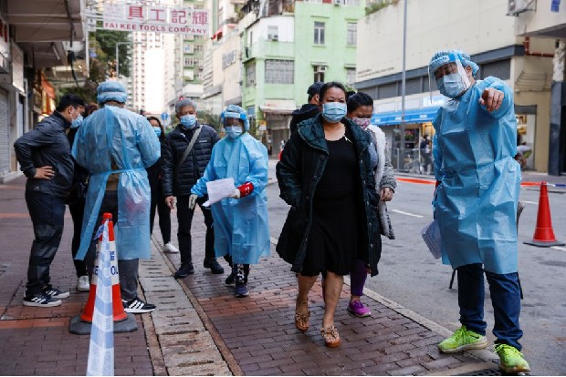Chinas Shanghai to impose phased lockdown to curb Covid outbreak