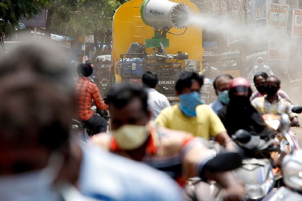 India logs 1,233 new Covid cases