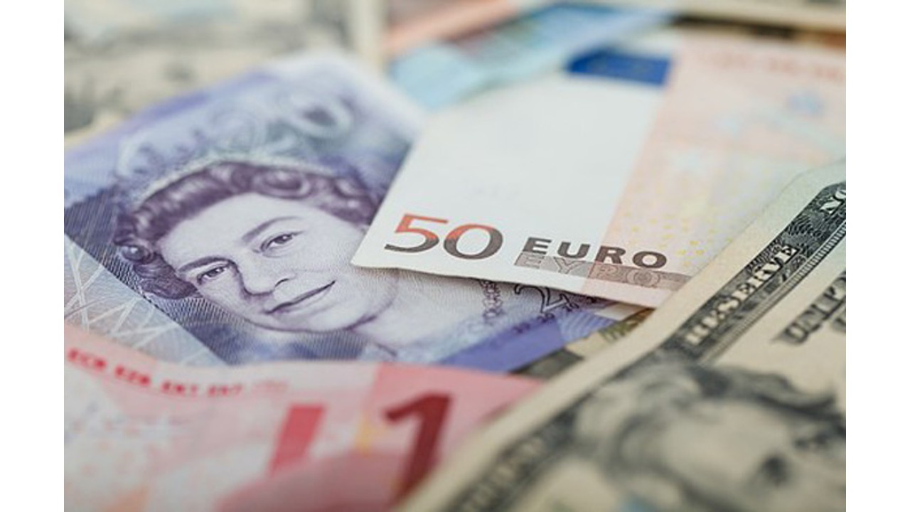 Indias forex reserves slide to $600.42 billion; 7th straight weekly fall