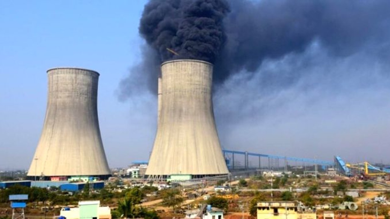 Less than one day coal left in many places: Delhi Minister Satyendar Jain