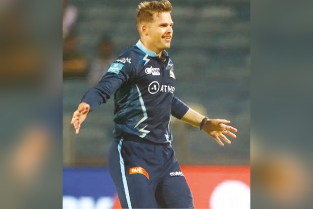 Unbeaten Gujarat to battle in-form Punjab