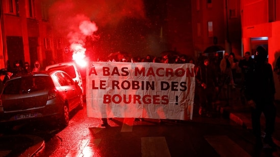 Protests in Paris after Emmanuel Macrons election win, cops use Teargas Protests in Paris after Emmanuel Macrons election win, cops use Teargas