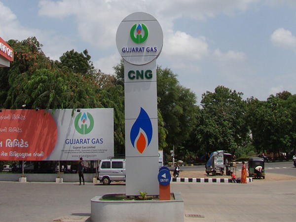 CNG price up by Rs 2.20 in Pune CNG price up by Rs 2.20 in Pune