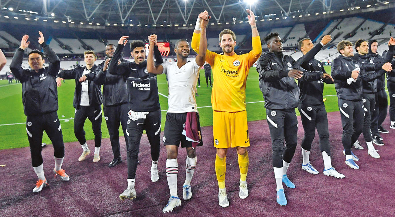 Eintracht beats West Ham in semi-final first leg
