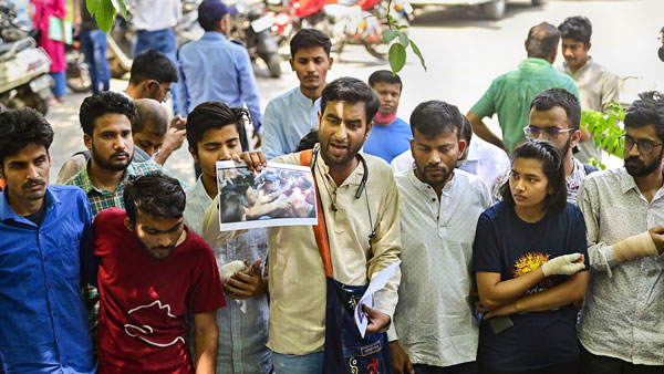 Govt seeks report from JNU on students clash on Ram Navami