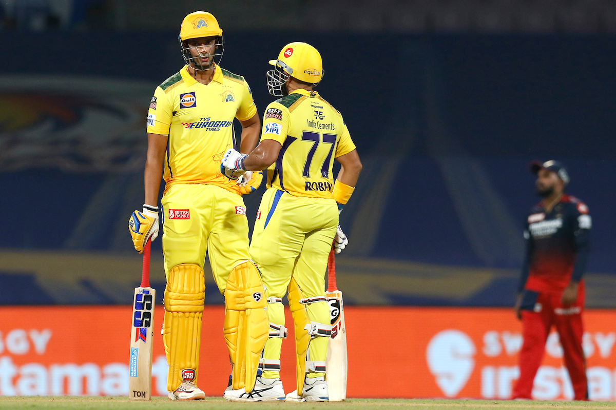 IPL 2022: Dube, Robin Uthappa power CSK to 216/4 against RCB