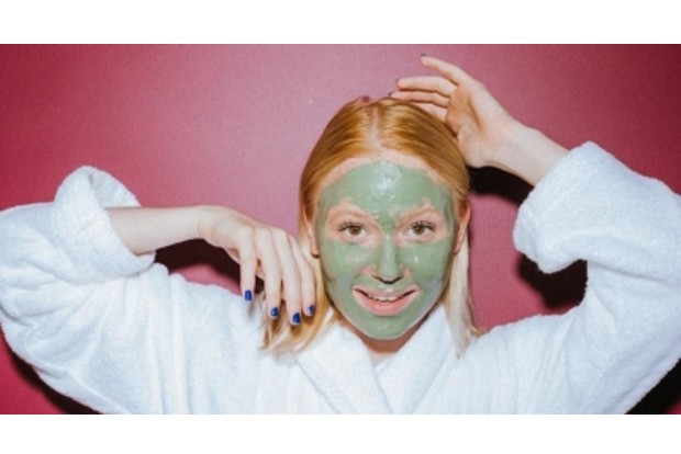 5 habits people with great skin have