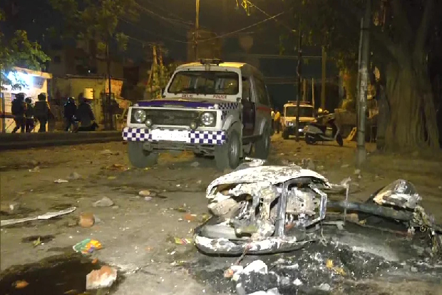 Jahangirpuri violence: Shah speaks to top Delhi Police officers, directs them to take action
