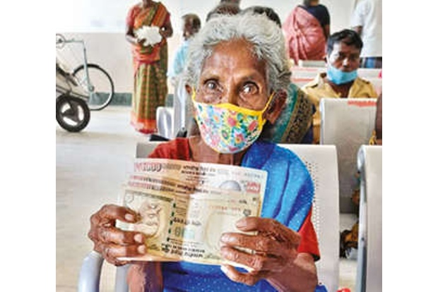 Elderly woman seeks help of Collector to exchange demonetised notes