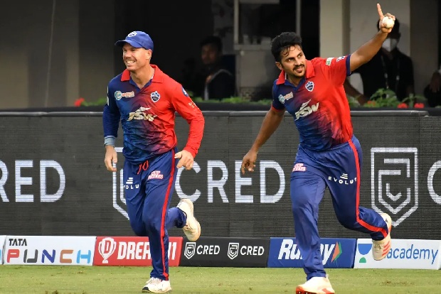Delhi Capitals return to winning ways by out-batting KKR as Kuldeep exacts sweet revenge Delhi Capitals return to winning ways by out-batting KKR as Kuldeep exacts sweet revenge