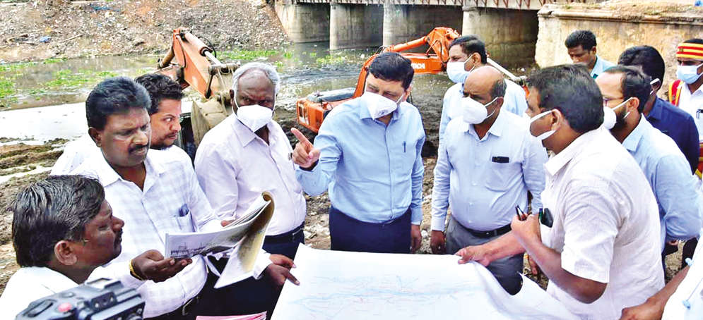 Desilting: Spl land surveying panel formed to clear encroachments