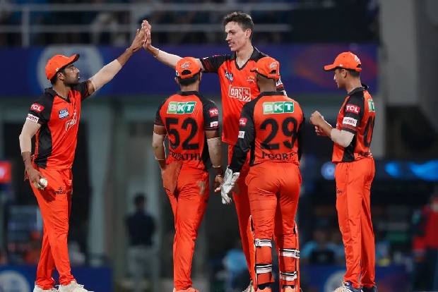 IPL 2022: Kane Williamson, Abhishek Sharma star as SRH snap unbeaten streak of Gujarat Titans IPL 2022: Kane Williamson, Abhishek Sharma star as SRH snap unbeaten streak of Gujarat Titans