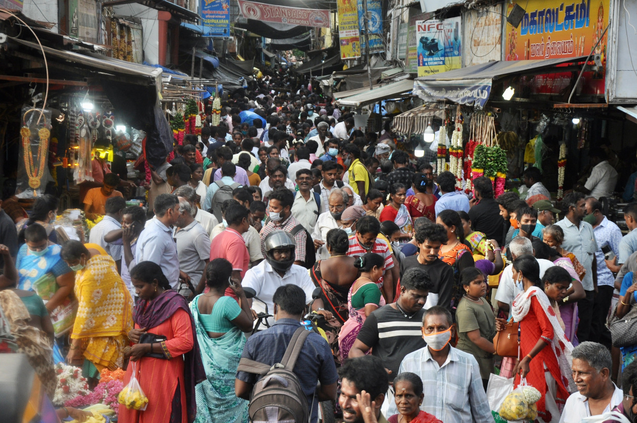 On Tamil New Years eve, prices of veggies, flowers surge in Chennai: Check prices