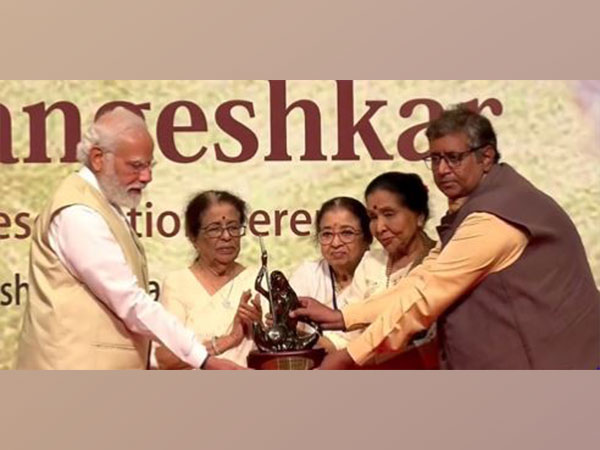 Modi receives first Lata Deenanath Mangeshkar award in Mumbai Modi receives first Lata Deenanath Mangeshkar award in Mumbai