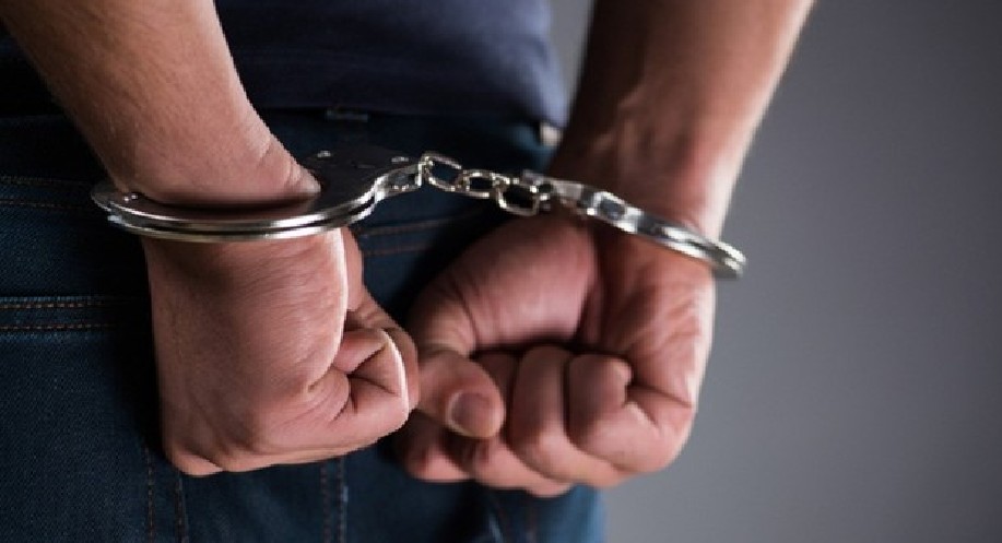 Delhi Police bust IPL betting racket, arrest 6 persons