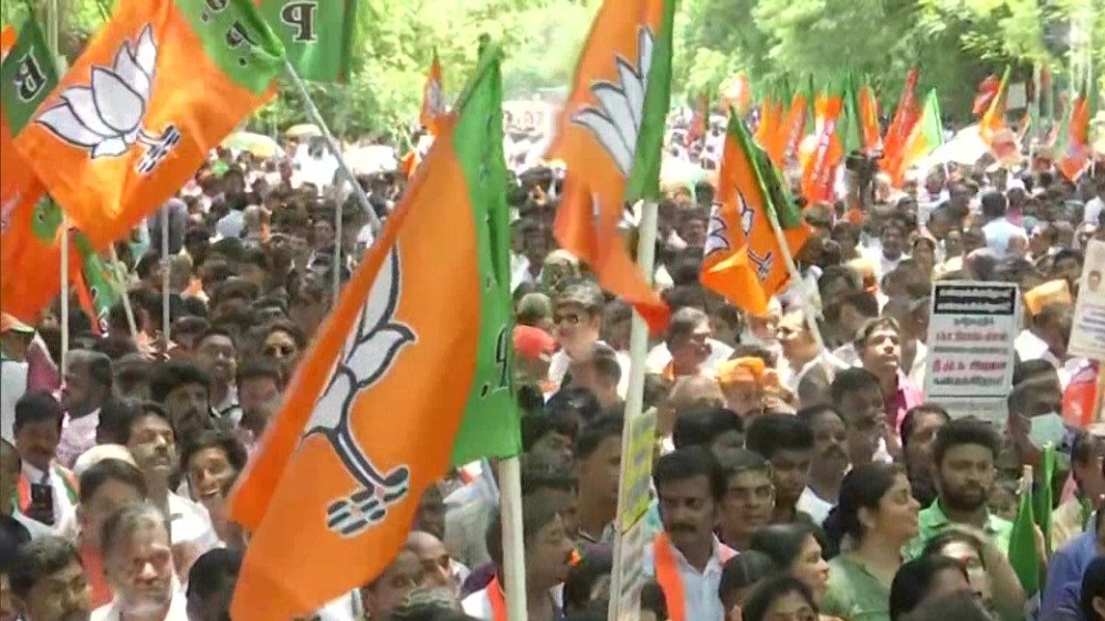 Annamalai, BJP workers march towards Secretariat over fuel price hike