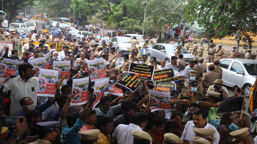 CPM condemns PWD for demolishing houses at Govindasamy Nagar