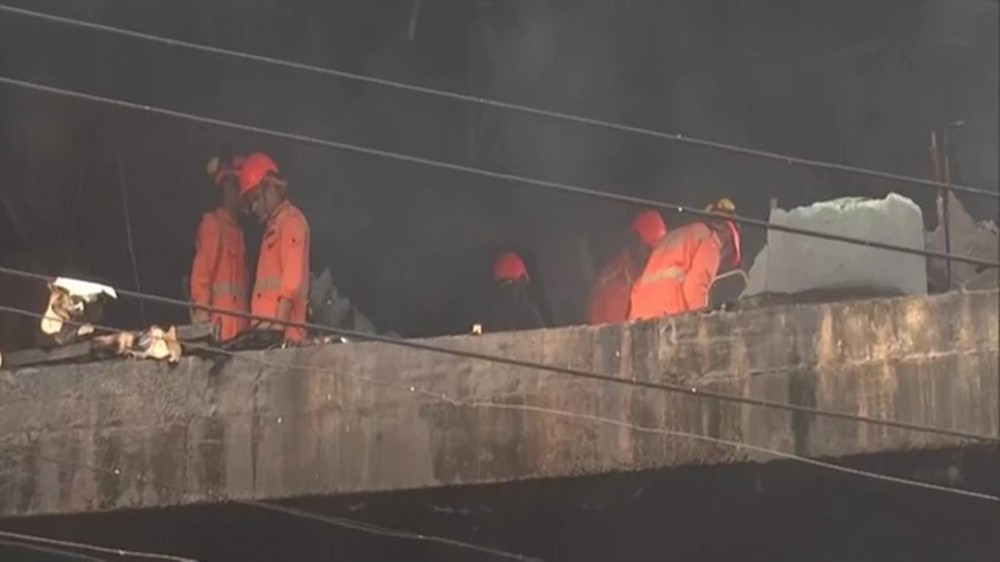 Mundka blaze: NDRF team carries out search, rescue operations