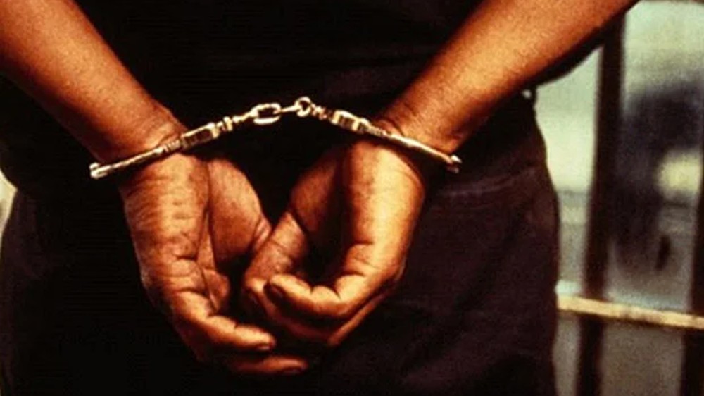 2 ganja sellers held in Kovilpatti