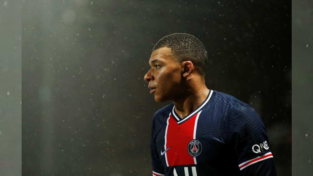 Mbappé signs new 3-year PSG deal after rejecting Real Madrid Mbappé signs new 3-year PSG deal after rejecting Real Madrid