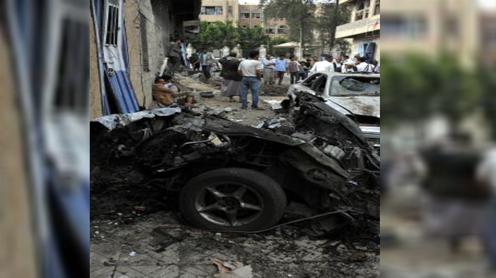 Yemeni military official survives car bombing