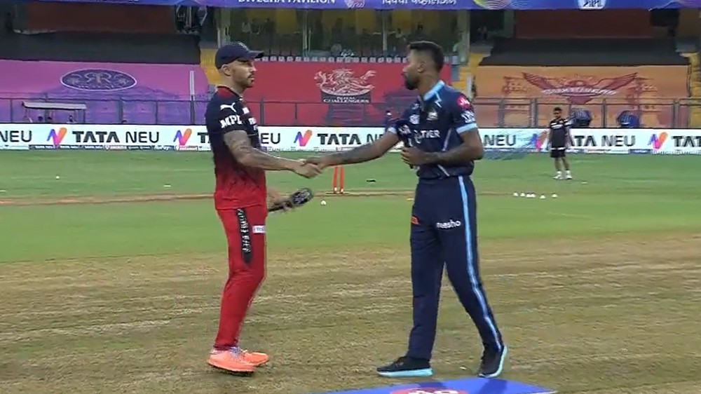 IPL 2022: GT win toss, elect to bat first against RCB