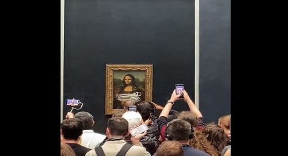 Viral video shows Mona Lisa painting being vandalized