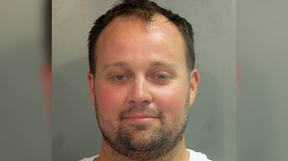 Ex-reality star Josh Duggar to be sentenced for child porn