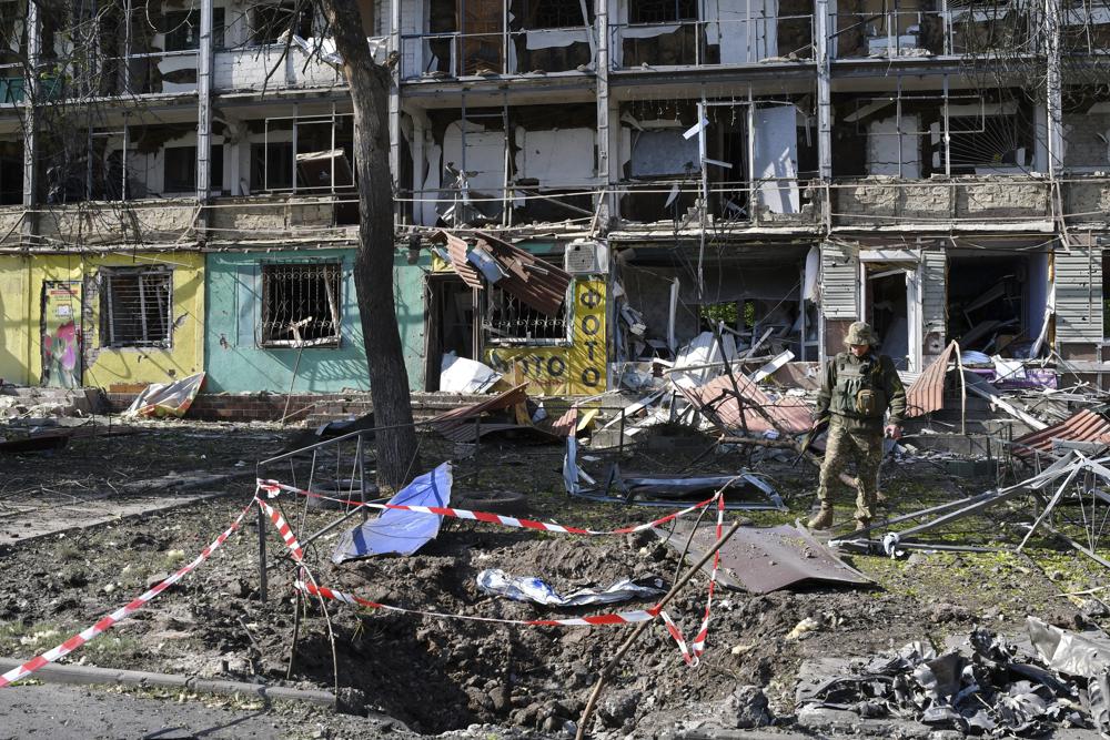 Ukraine repels Russian attacks; Mariupol plant battle rages Ukraine repels Russian attacks; Mariupol plant battle rages
