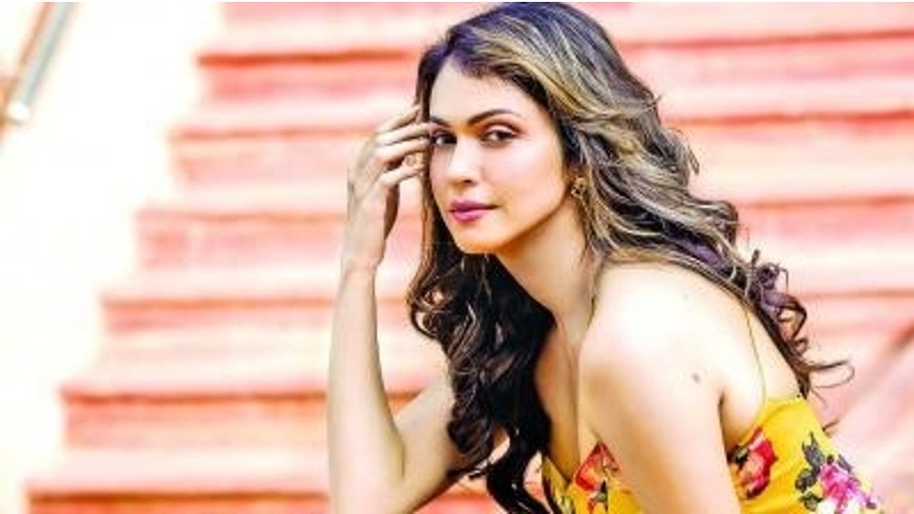 Isha Koppikar says mothers heart is childs classroom